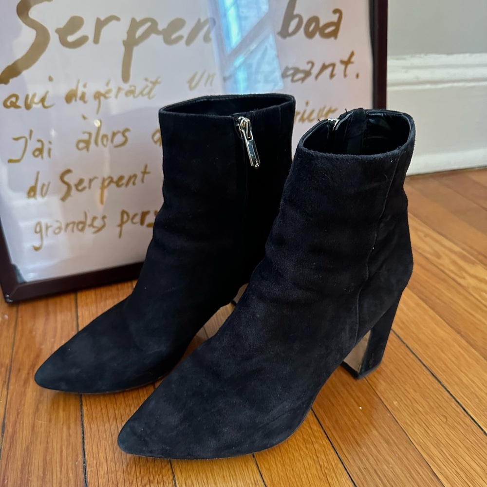 Sam Edelman black suede ankle heel boots fits size 7.5-8